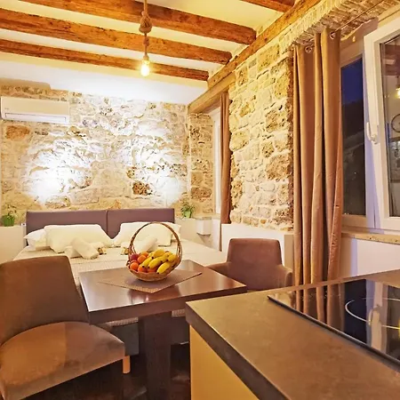 Apartment Pearl Stone Sibenik