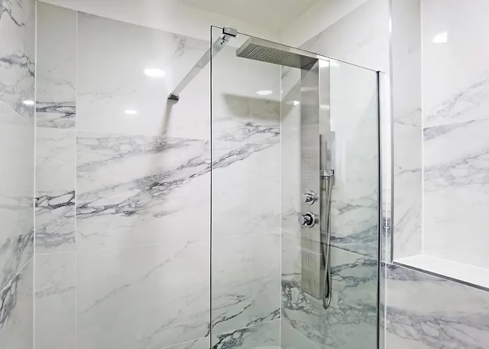 Pearl Stone Apartment *