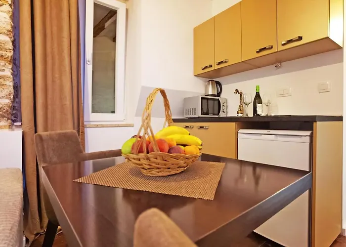 Pearl Stone Apartment